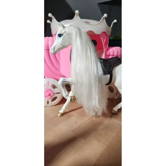 Vintage Barbie Horse and Carriage ~Princess~